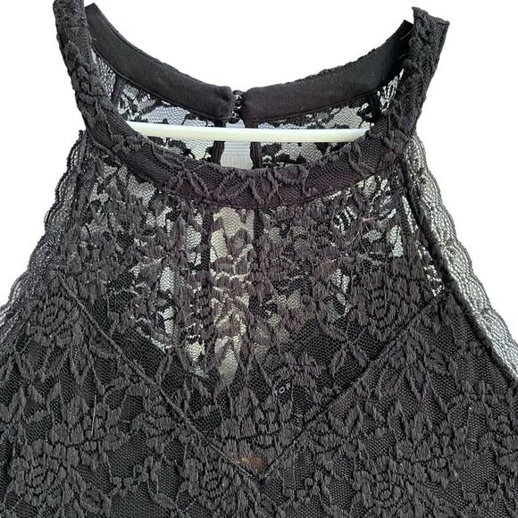 Torrid black lace choker collar sleeveless bodysuit 1 - Picture 2 of 10